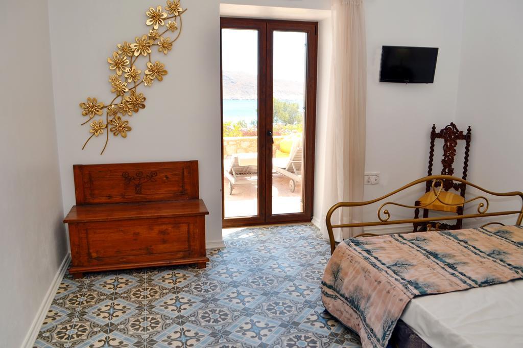 Belvedere Private Luxury Beach Villa Chalki Town Bilik gambar