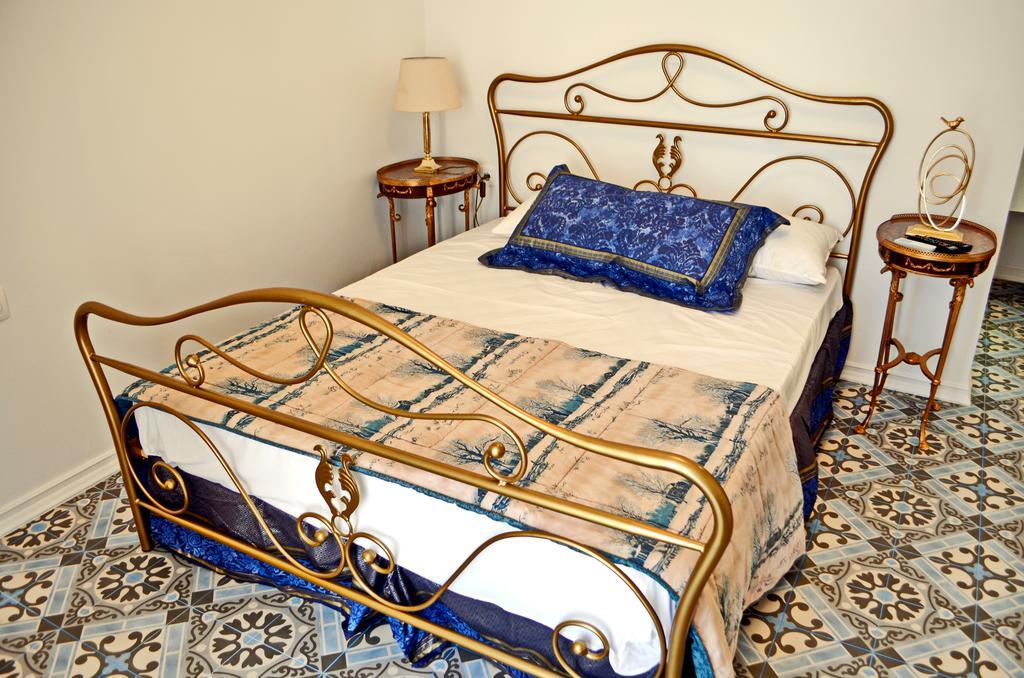 Belvedere Private Luxury Beach Villa Chalki Town Bilik gambar